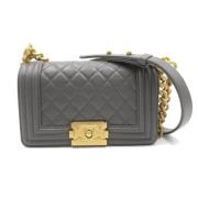 Chanel Vintage Pre-owned Laeder crossbodyvskor Gray, Dam