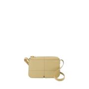 Burberry Beige Läder Crossbody-väska med Magnetisk Stängning Beige, Da...