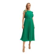 Self Portrait Grön Plisserad Off-Shoulder Midi Klänning Green, Dam