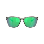 Oakley Grön Fyrkantig Ram Solglasögon Prizm Linser Green, Unisex