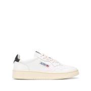 Autry Vit Svart Medalist Low Sneakers White, Herr