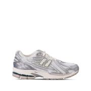 New Balance Silver Eco-Läder Sneakers med Logotyp Gray, Dam