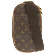 Louis Vuitton Vintage Pre-owned Canvas crossbodyvskor Brown, Dam