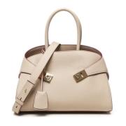 Salvatore Ferragamo Elegant Beige Handväska med Gancini Spännen Beige,...