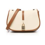 V73 Beige Crossbody Väska med Hänglås Stängning Beige, Dam