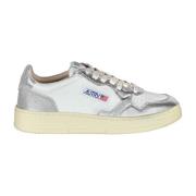 Autry Läder Sneakers med Broderad Logotyp Gray, Dam