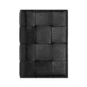 Bottega Veneta Läder passfodral med kortplatser Black, Dam