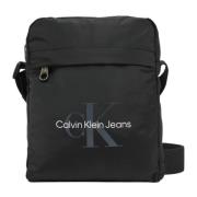 Calvin Klein Jeans Axelväska med tryckt mönster Black, Herr