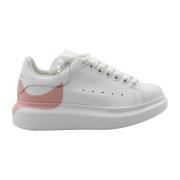 Alexander McQueen Oversized Sneakers med Perforerad Detalj White, Dam