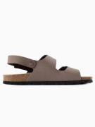 Sandal