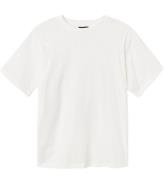 LMDT T-shirts - NlnLiving - White Alyssum/Raven Tillbaka