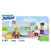 Playmobil Junior - Flygbuss - 71682 - 9 Delar