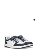 Low Cut Lace-Up/Velcro Sneaker Patterned Tommy Hilfiger