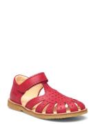 Sandals - Flat - Closed Toe Red ANGULUS