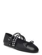 Shoe Stud Black Mango