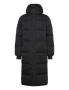 Monogram Puffer Coat Black Daily Paper