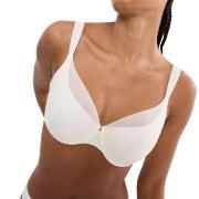 Triumph BH BMU Illusion Curve Minimizer Bra Offwhite C 75 Dam