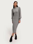 Only - Stickade klänningar - Medium Grey Melange - Onlkatia L/S Puff L...
