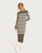 Vero Moda - Brun - Vmplaza Ls O-Neck Calf Dress Ga Boo