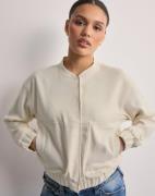 Pieces - Beige - Pcannie Bomber Bc