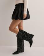 Nelly - Svart - Low Shaft Sequin Boot