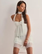 Nelly - Vit - Dreamy Frill Short Dress