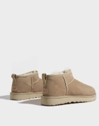 UGG - Beige - W Classic Ultra Mini