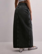 Only - Svart - Onlcilla Long Slit Skirt Dnm Noos