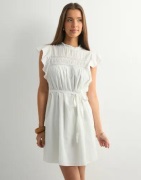 Vero Moda - Vit - Vmtrine Sl Short Lace Dress Wvn Ga