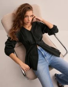 OBJECT - Svart - Objtutta Sculpture Fit Ls Shirt E D