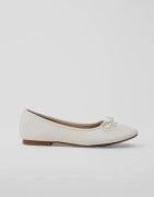 Nelly - Vit - Effortless Ballerina