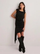 Neo Noir - Svart - Volena Dress