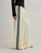 Adidas Originals - Vit - Satin Tp Wl