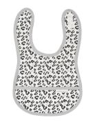 Geggamoja Bib Grey Cloud Multi/patterned