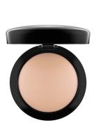 MAC Mineralize Skinfinish/ Natural