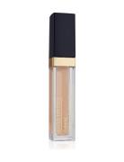 Futurist Soft Touch Brightening Skincealer Concealer Smink Estée Laude...