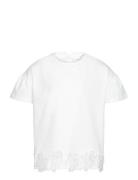 Mango Embroidered Flowers T-Shirt Vit