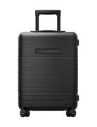 H5 Essential Bags Suitcases Black Horizn Studios