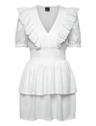 Smock Frill Dress Kort Klänning White Gina Tricot