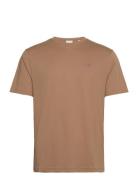 Reg Shield Ss T-Shirt Tops T-shirts Short-sleeved Brown GANT