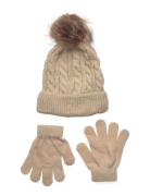 Sofie Schnoor Baby And Kids Beanie And Gloves Set Beige