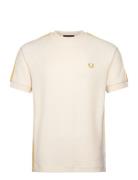 Fred Perry Taped Raglan T-Shirt Kräm