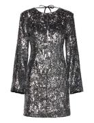 Sandra Sequin Dress Kort Klänning Silver MAUD