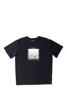 Clean Cut Copenhagen Sortedamssøen Organic T-Shirt Svart